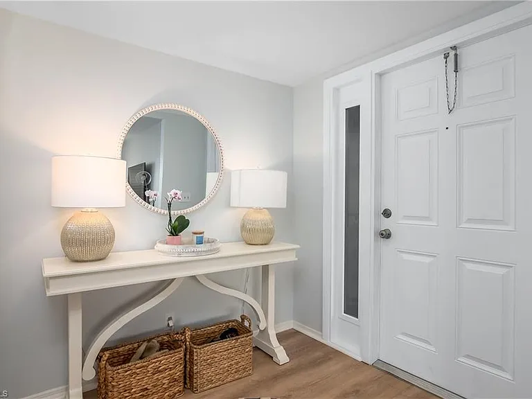 105 Georgetown Blvd #105 — Photo 18