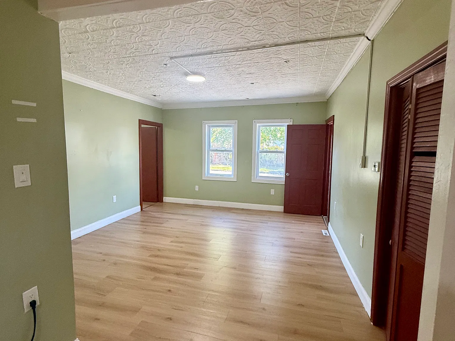 2 bed, 100 sqft, $1,450 — Photo 3