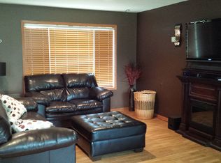 202 Kathleen Ct NE, Racine, MN 55967