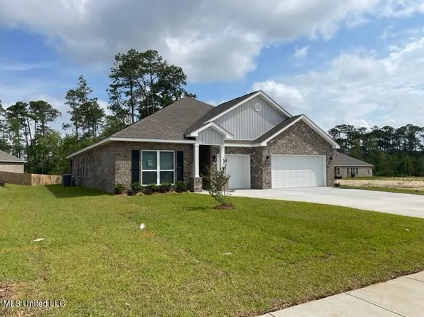 6149 Penni Ln, Ocean Springs, MS 39564