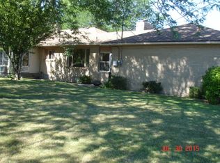203 Pine St, Essexville, MI