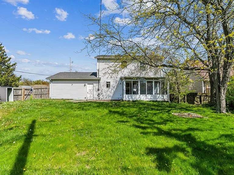 2357 Amy Ave — Photo 16