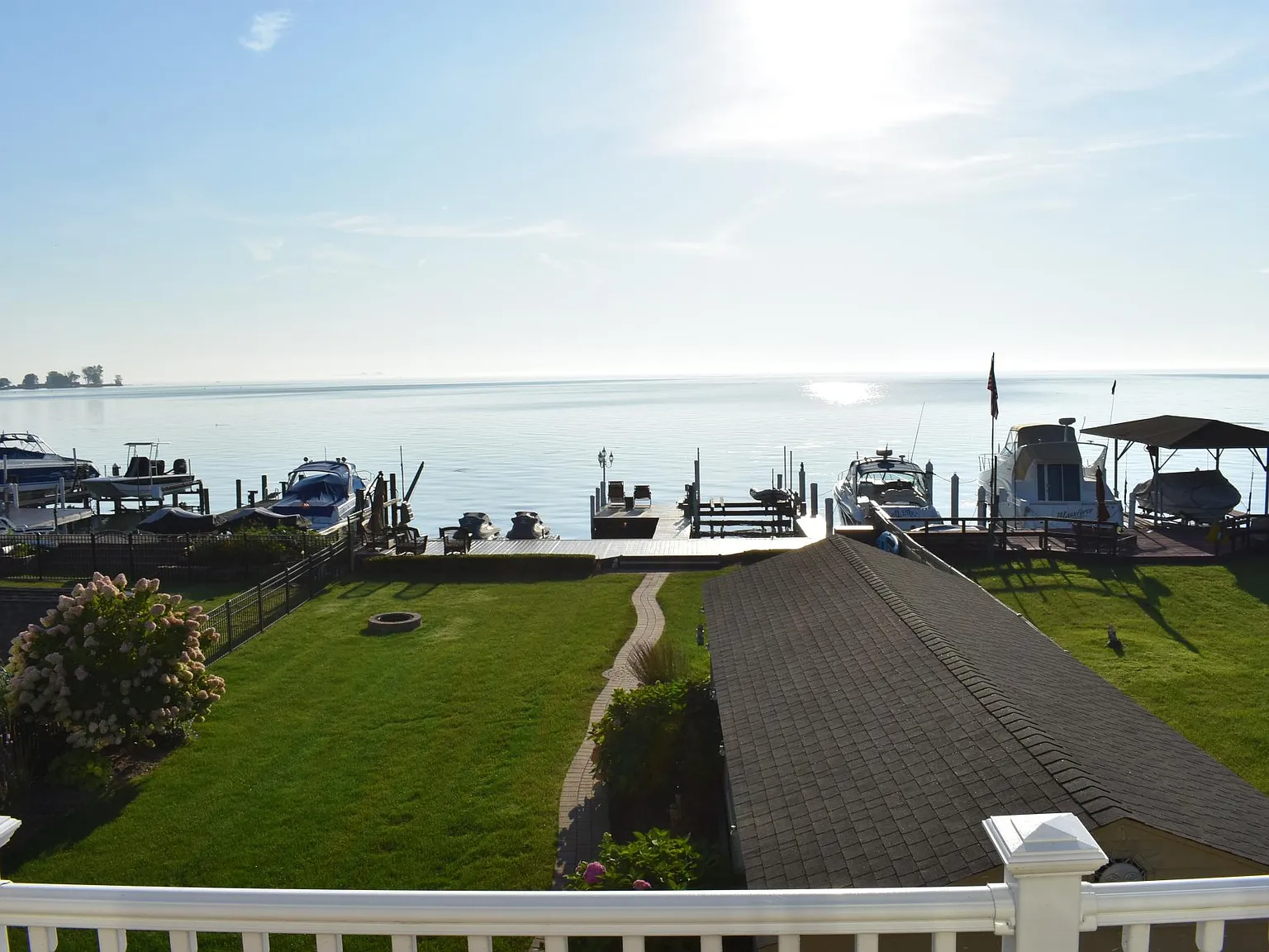 39046 Lakeshore Dr — Photo 2