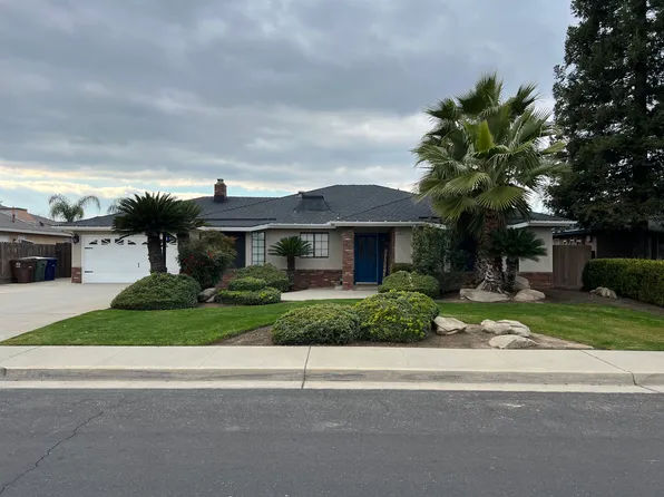 173 Fairbanks Ave, Sanger, CA 93657