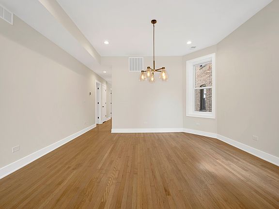 2nd image of 2220 W Cortez St #1