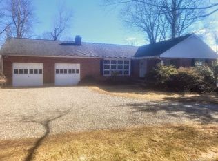 54 W Rocks Rd, Norwalk, CT 06851