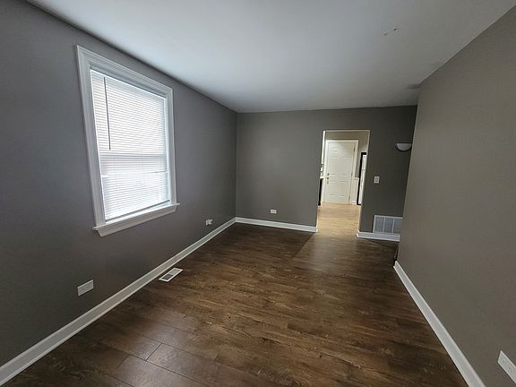5th image of 400 N Yale Ave
