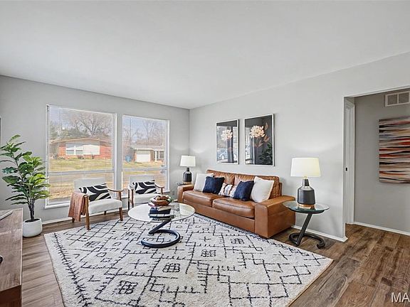 5th image of 1475 Hollywood Ln