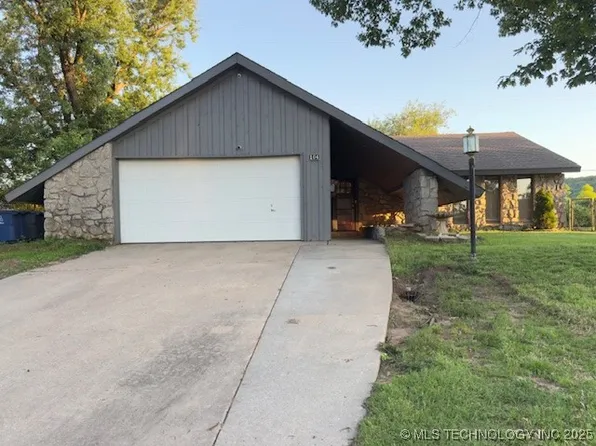 104 E 58th St, Tulsa, OK 74105