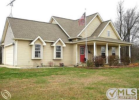 NICE 1.5 STORY HOUSE ON 2.46 AC.