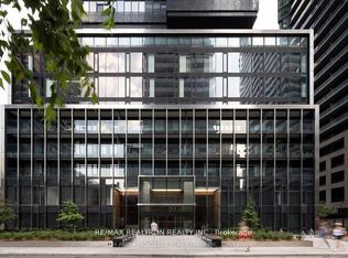 55 Charles St E #803, Toronto, ON