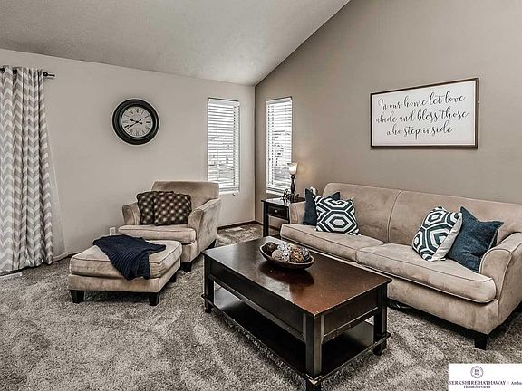 5th image of 3202 Wilhelminia Dr