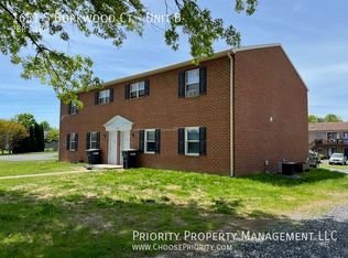 1651 S Burkwood Ct APT B, Harrisonburg, VA 22802