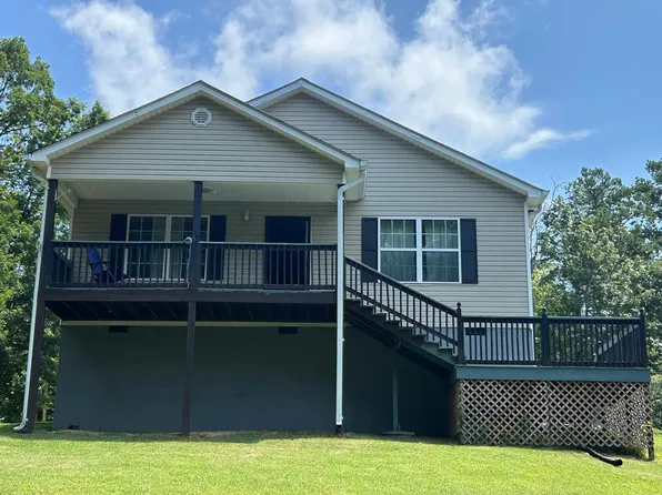 3223 Circleview Dr SE, Dalton, GA 30721