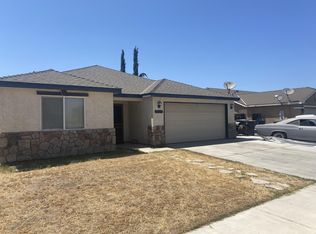 1055 La Dawna St, Tulare, CA 93274
