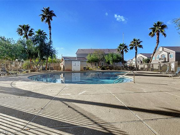 5th image of 3065 Gary Cooper St Unit 102