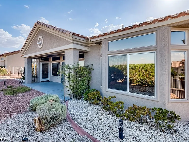 2508 Sandilands Dr — Photo 39