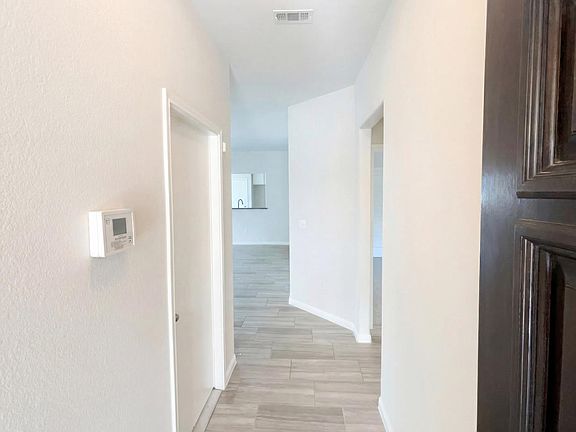 5th image of 405 Longhorn Cavern Rd