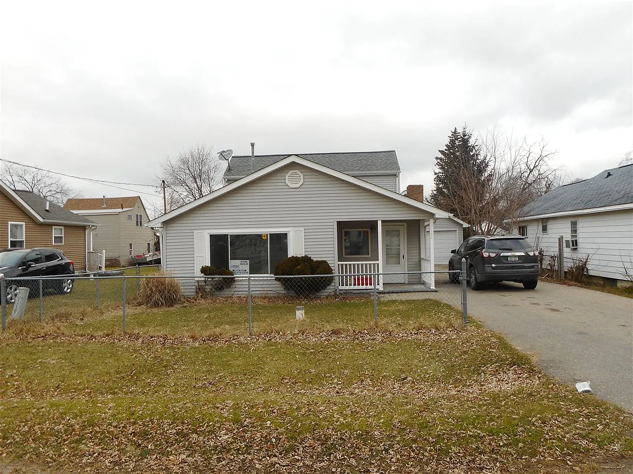 1036 W Scottwood Ave photo 1