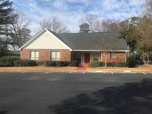 2nd image of 620 Windchase Ln