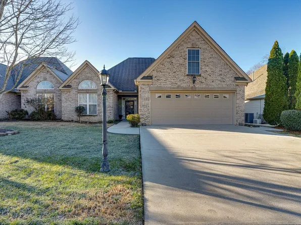 6646 Rapidan River Rd, Hixson, TN 37343