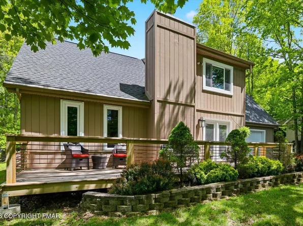 74 Byron Ln, Albrightsville, PA 18210