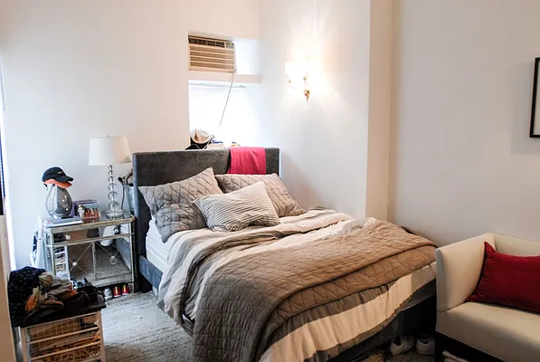 Rented by G. Laurie Cooper | media 21