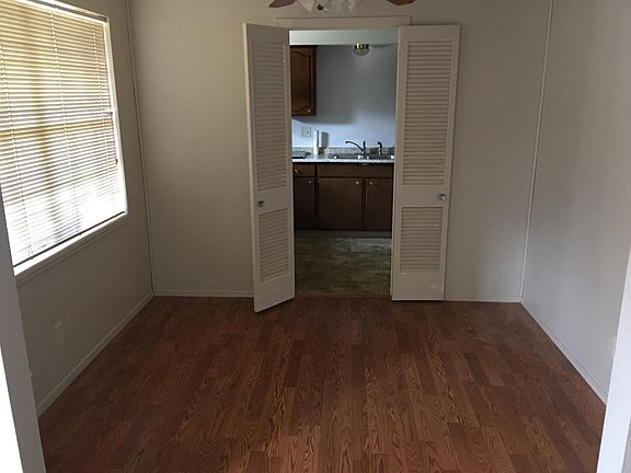 5th image of 2902 Airport Rd APT 125