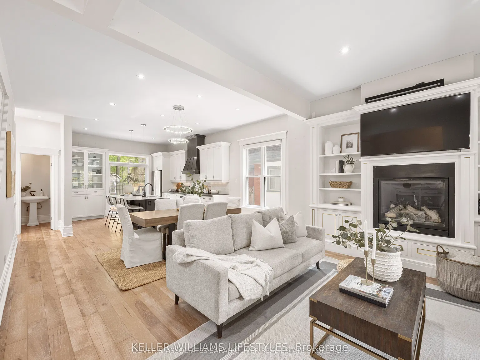3 bed, $3,195 — Photo 3