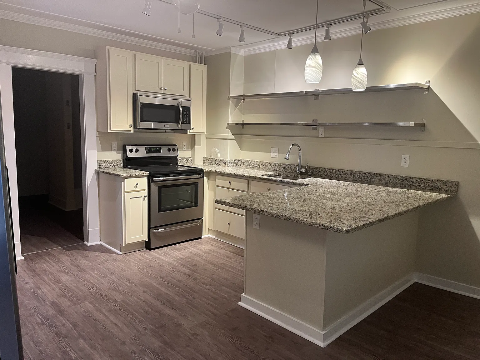 2 bed, $1,800 — Photo 1