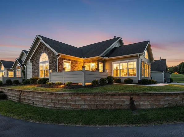 5516 Orchard Villas Cir, Roanoke, VA 24019