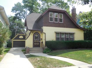 1719 College Ave, Racine, WI 53403