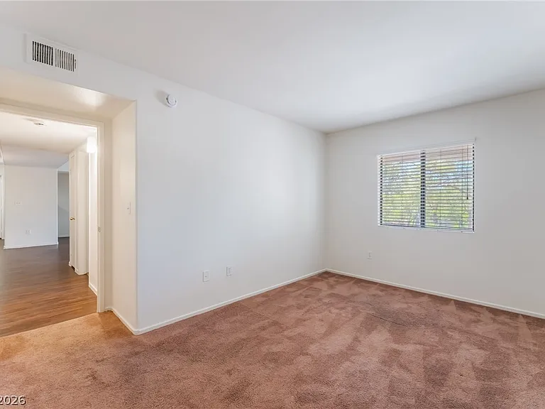 950 Seven Hills Dr #524 — Photo 29