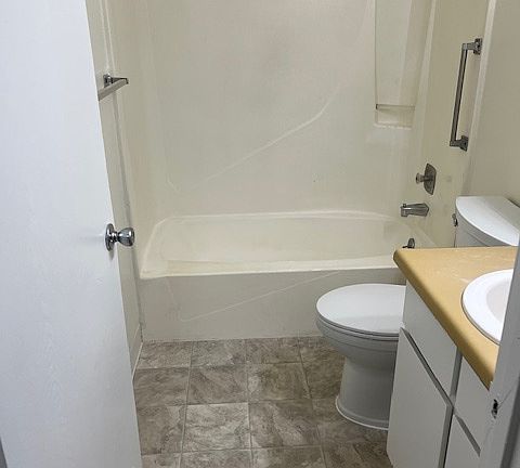 5th image of 1052 8th Ave #17839597