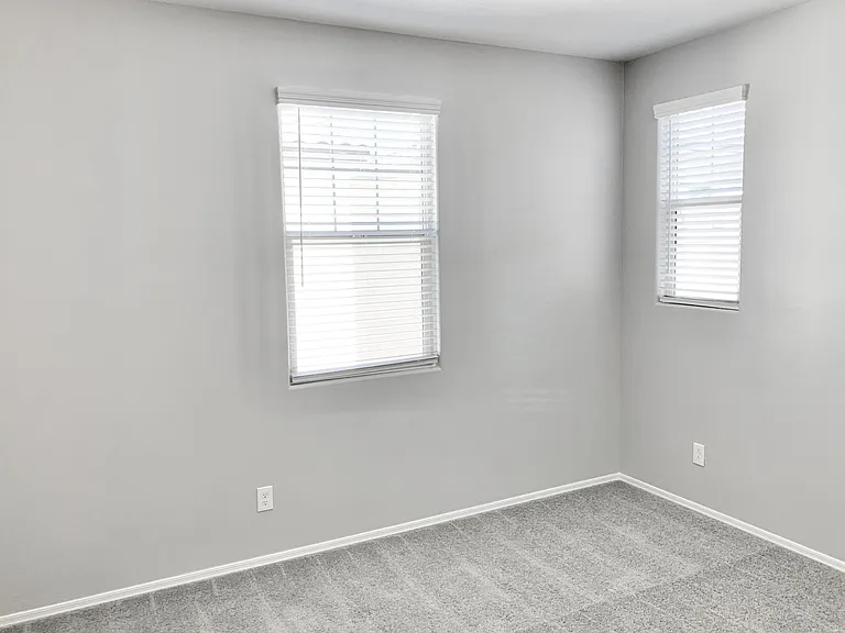 2429 N 149th Ln — Photo 24