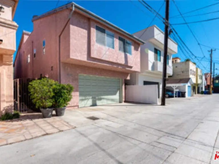 225 Sherman Canal — Photo 10