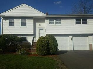 1427 Seminole Rd, North Brunswick, NJ 08902