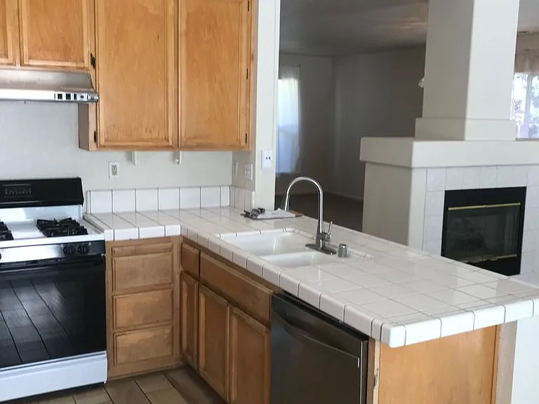 3008 Mallorca Ln — Photo 11