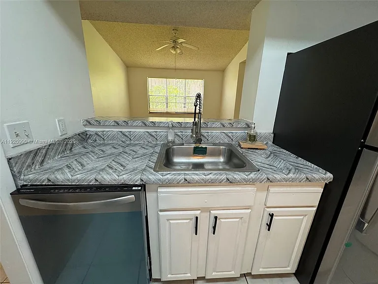 4341 W McNab Rd #27 — Photo 13