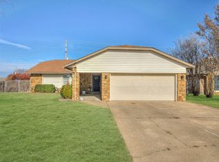 1322 W Orlando St, Broken Arrow, OK 74011