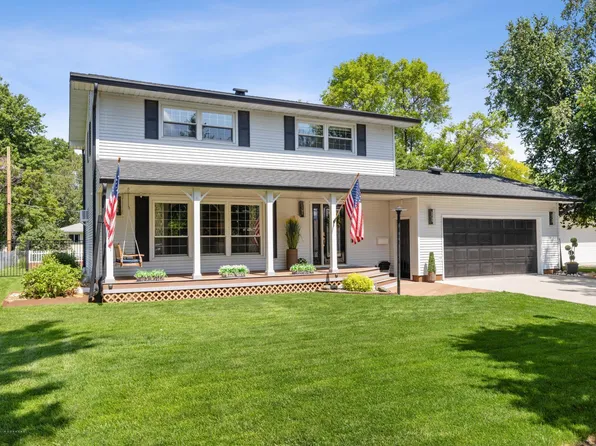 1926 23rd Ave S, Moorhead, MN 56560