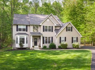 6 Scalones Lndg, Garnet Valley, PA 19060