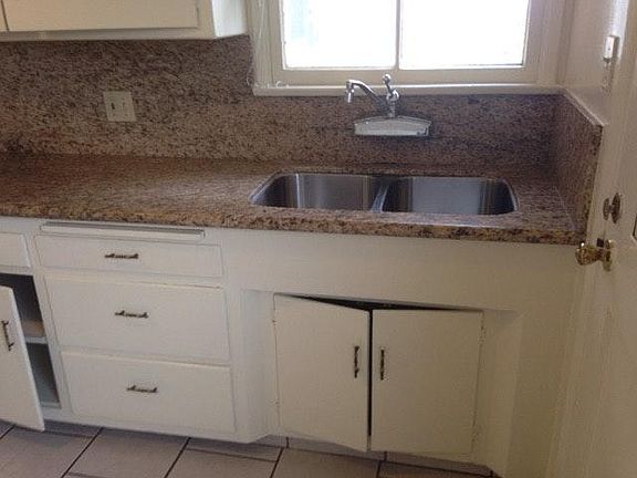 2nd image of 5242 W 57th St