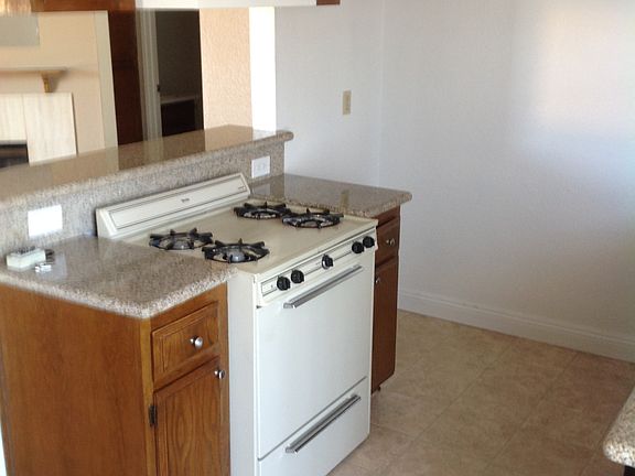 2nd image of 13901 Lemoli Ave APT 2