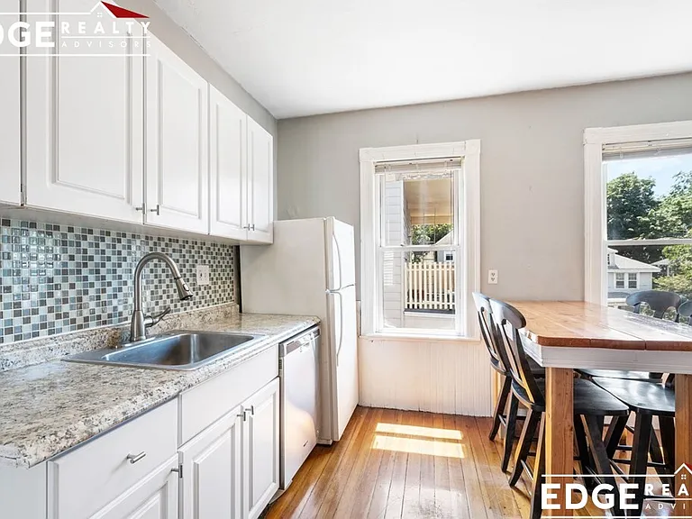71-73 Neponset Ave #3 — Photo 2