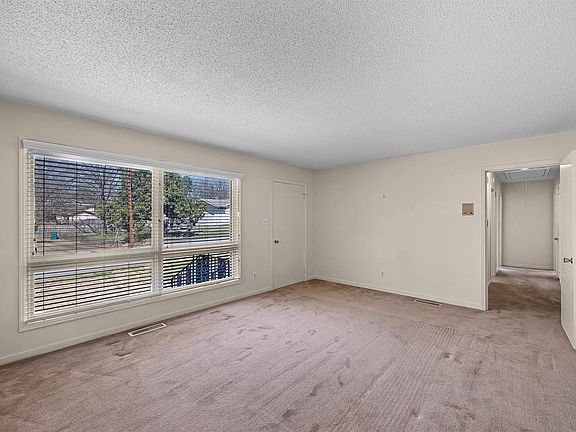 2nd image of 64 Coatsland Dr