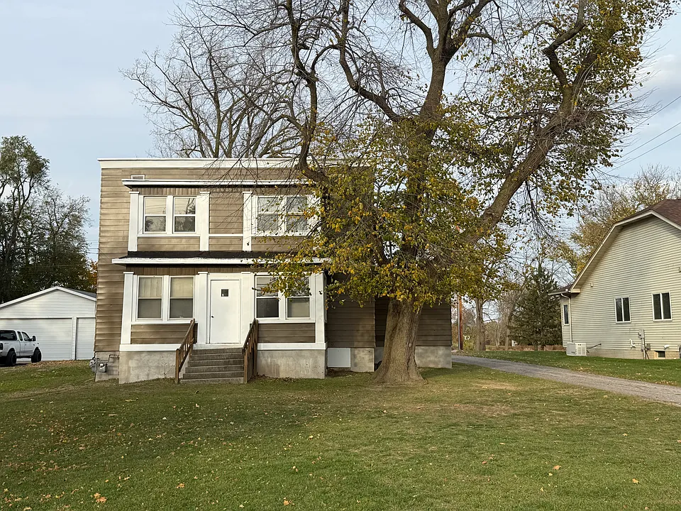 3042 S Custer Rd #3