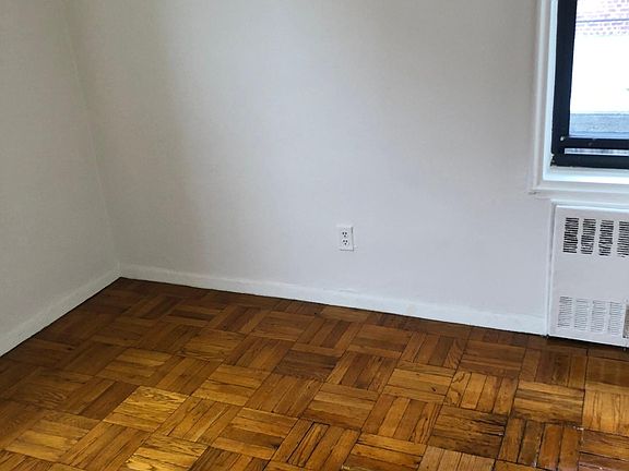 3rd image of 14431 41st Ave APT 2D