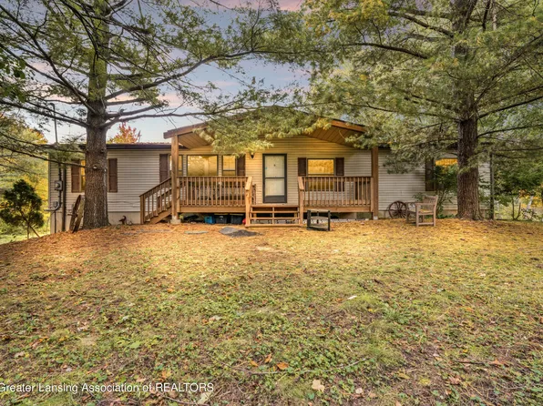 9380 Coleman Rd, Haslett, MI 48840