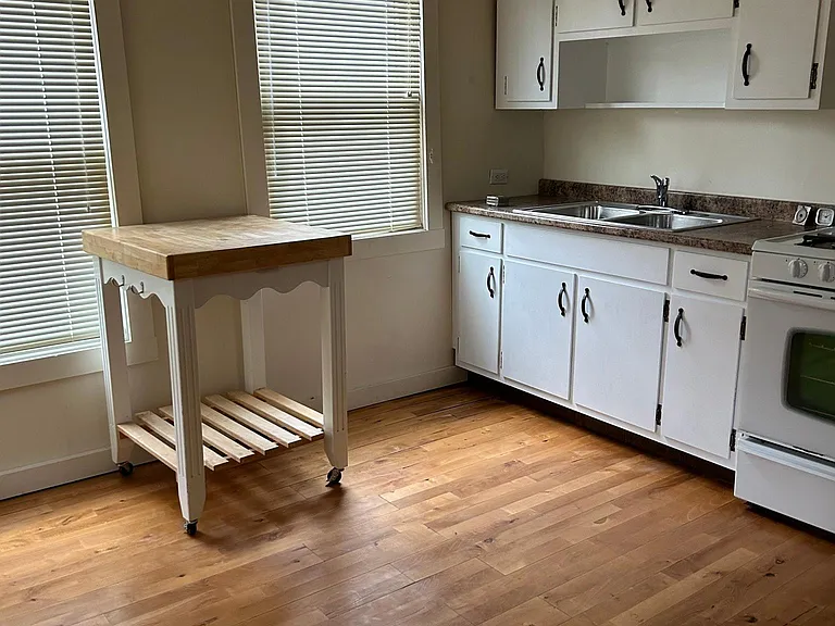 43 Manitou Ave #1 — Photo 10